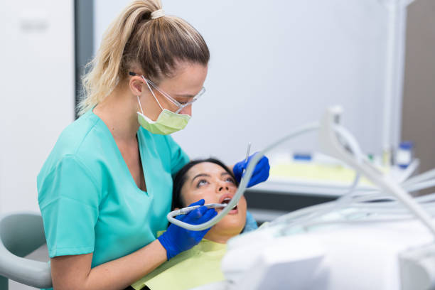 Best Emergency Tooth Extraction in Bellevue, IA